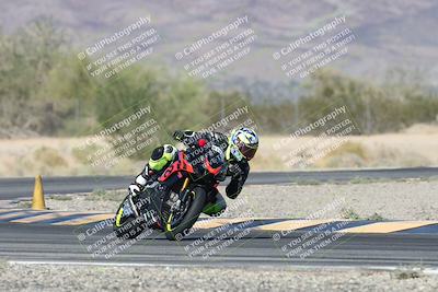 media/Oct-30-2025-Racers Edge (Thu) [[dabbdaf680]]/3-B Group/Session 5 (Turn 6)/